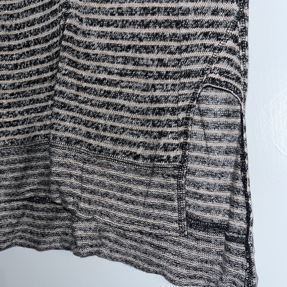 Madewell Striped Short Sleeve Sweater Size XS - Picture 3 of 5